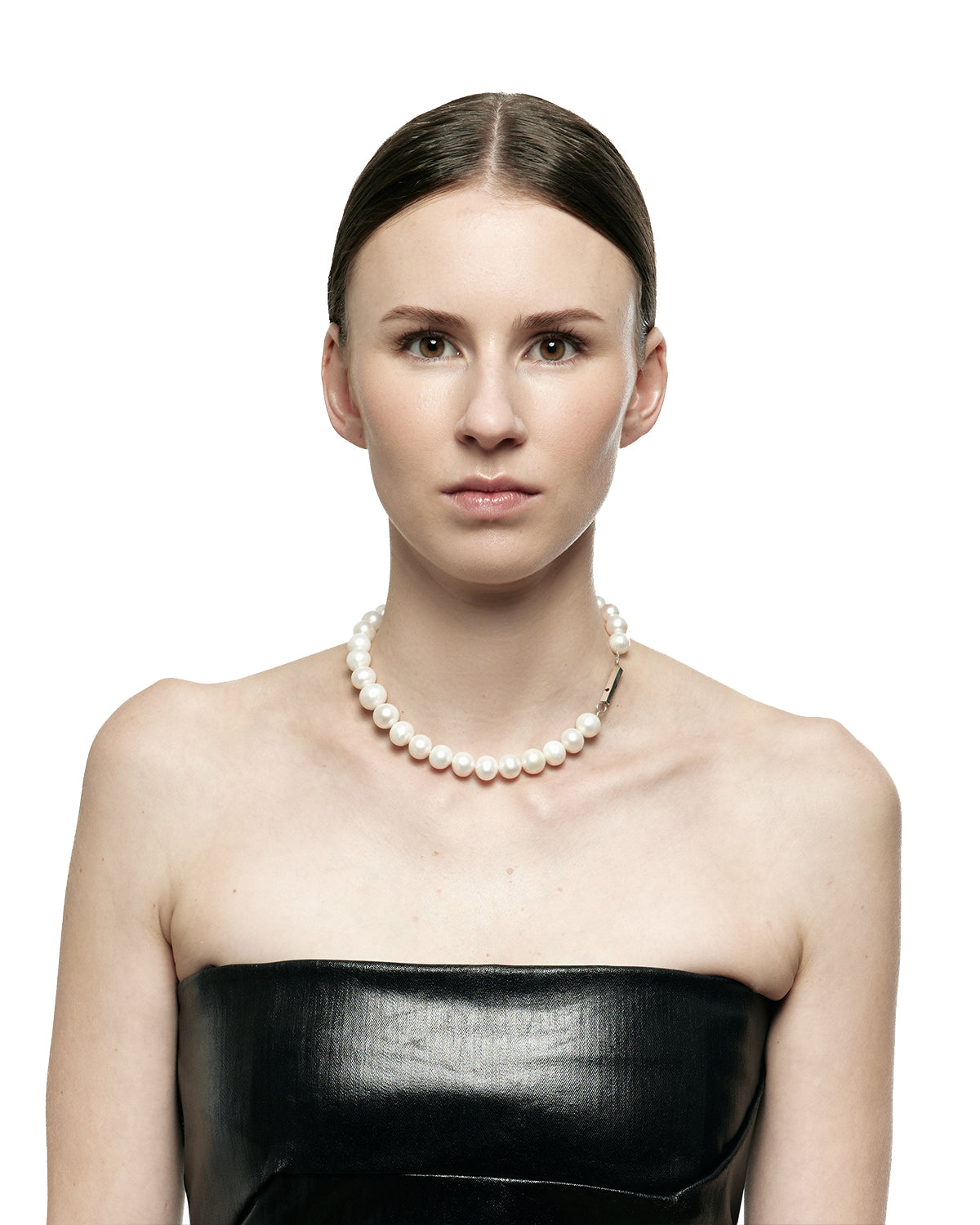 Monolith- Pearl- White Oval
