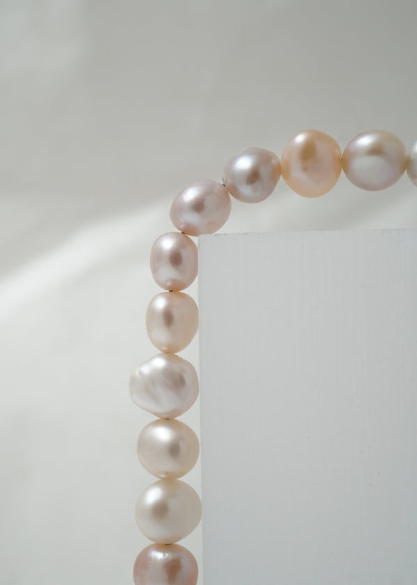 Monolith- Pearl- Peach