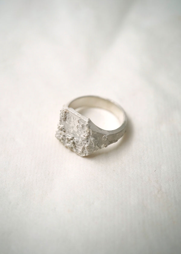 Silver Signet Ring - Signet I Light